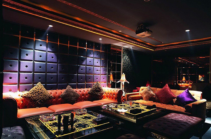 成都KTV裝修門(mén)面該如何設(shè)計(jì)